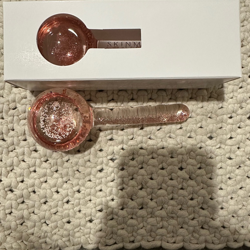 NWT Skin Medica Rose Gold Facial Roller